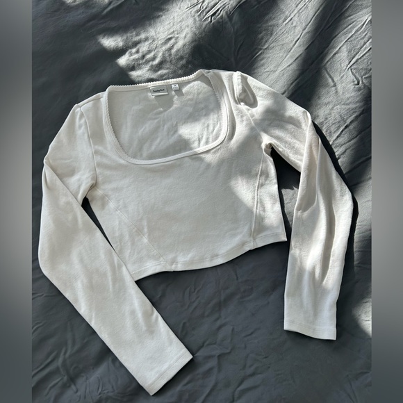 Sunday Best Tops - Aritzia Sunday Best Long Sleeve Crop Top
